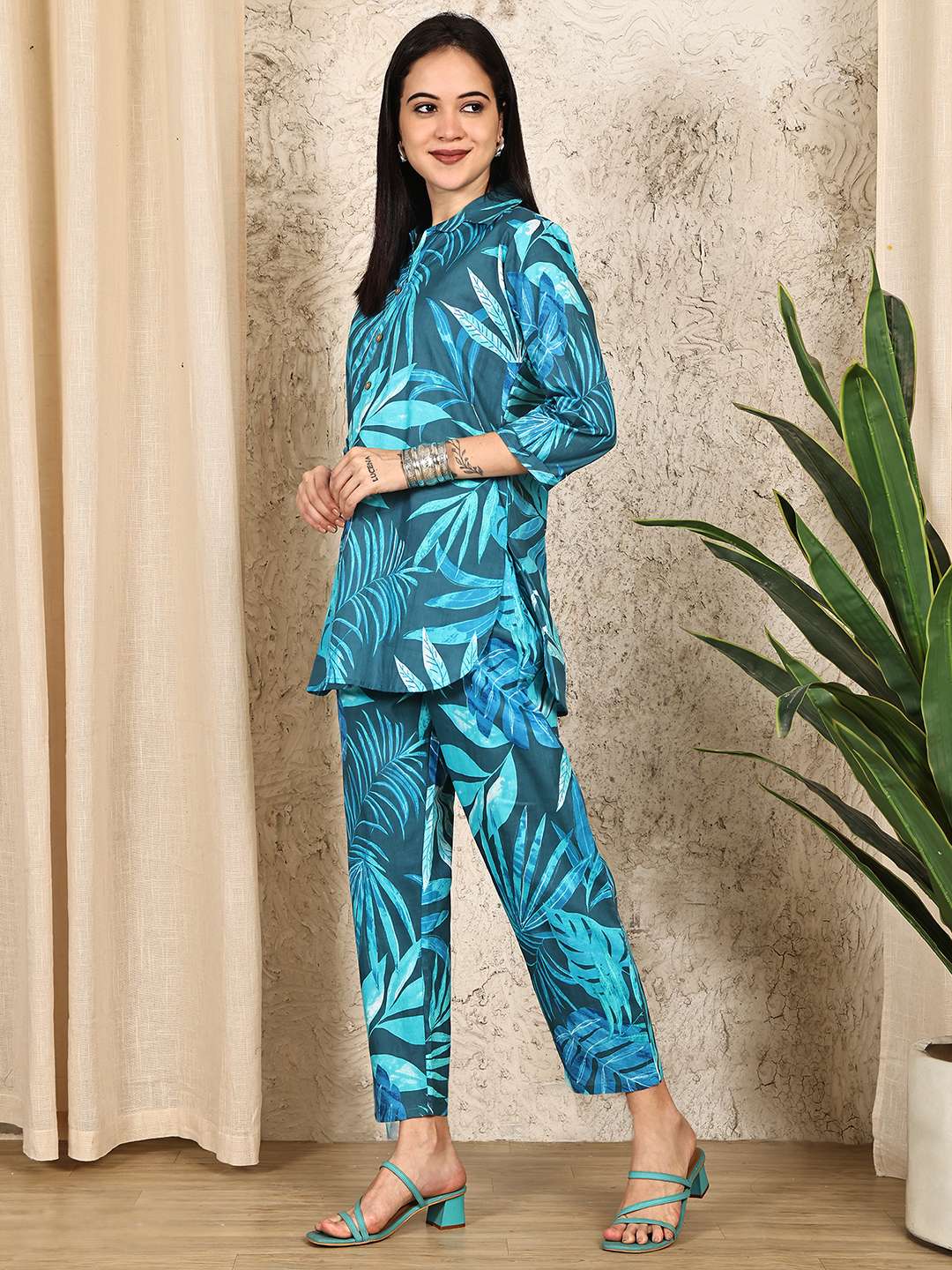 Women’s Pure Cotton Printed Collared Top and Pant Co-ord Set (Multti Color2)