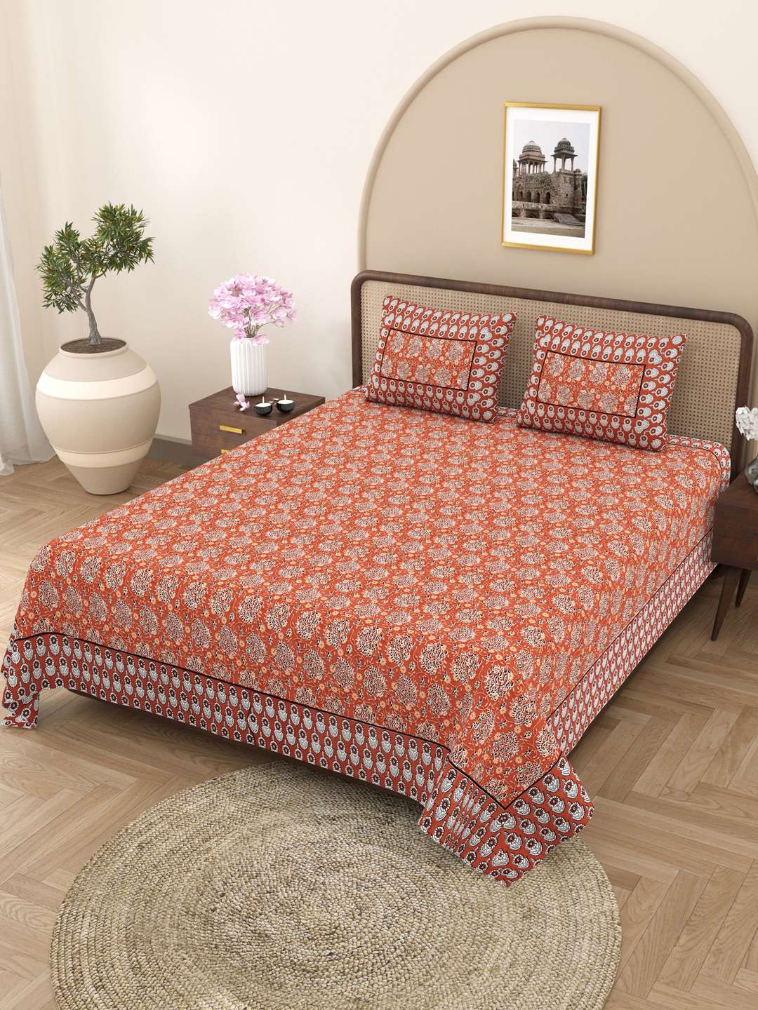 100% Pure Cotton Traditional Printed Bedsheet for Double Bed King Size Bedsheet with 2 Pillow Covers