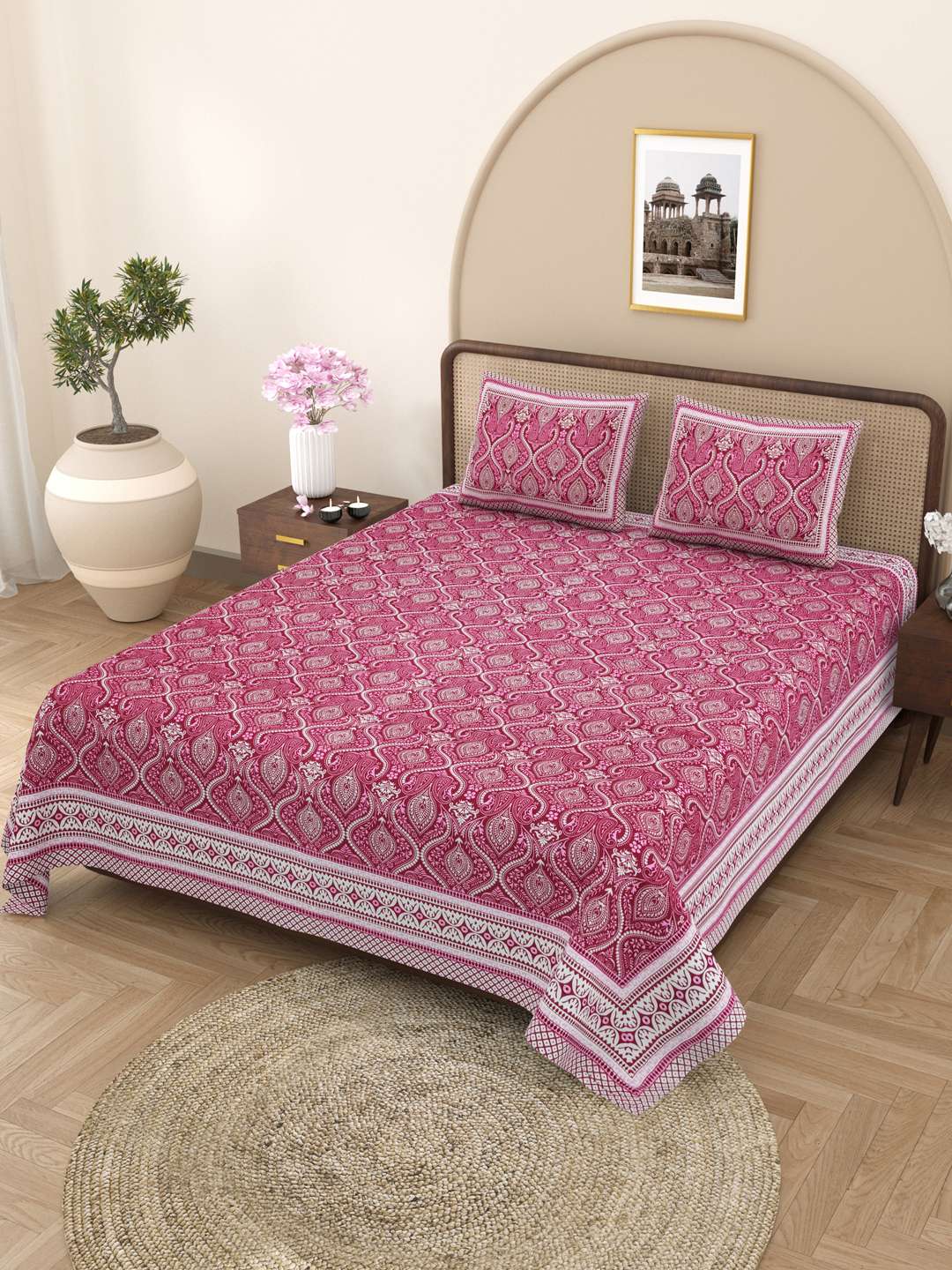100% Pure Cotton Traditional Printed Bedsheet for Double Bed King Size Bedsheet with 2 Pillow Covers